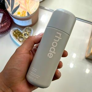 Rhode Glazing Milk (USED ONCE)